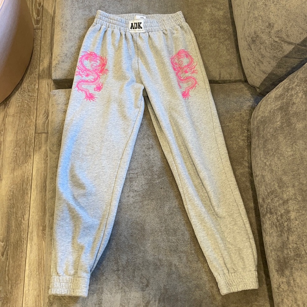 adika tokyo sweatpants